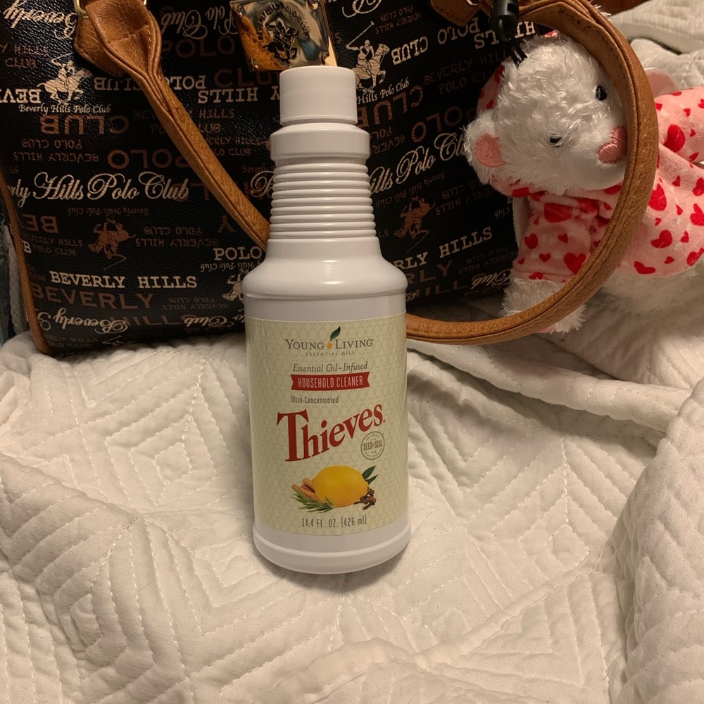 Theives Ultra Concentrated House Hold Cleaner